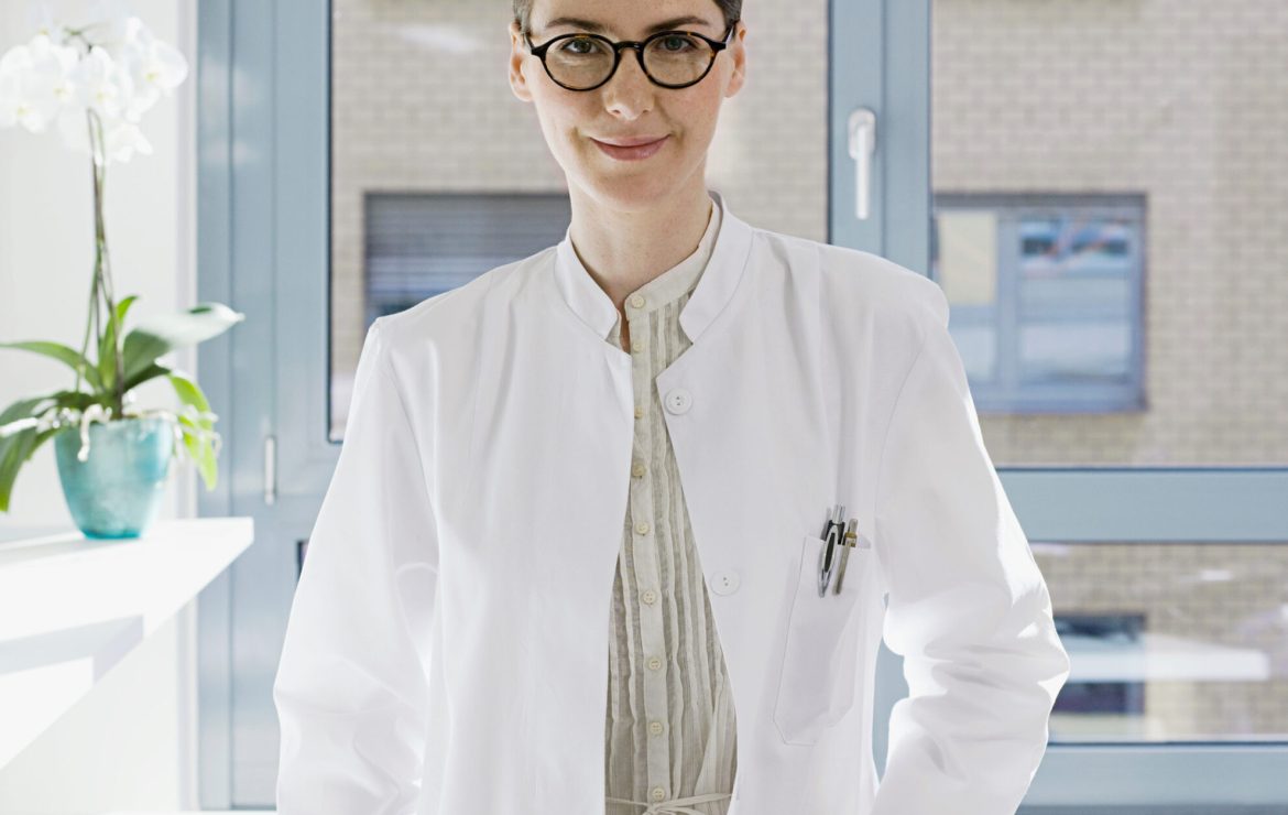 Miyom Hangi Durumlarda Tedavi Edilir ve Miyom Tedavisi Yöntemleri